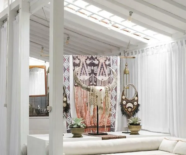 The Seseh House Villa